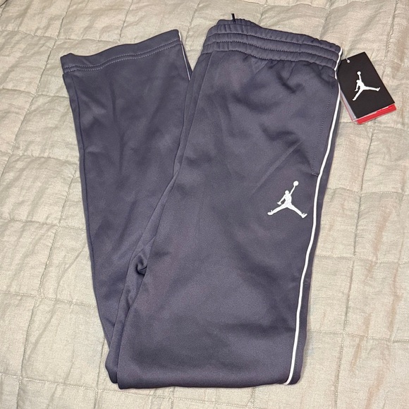 Jordan Boys’ Therma-Fit Joggers – Dark Grey Large - Picture 1 of 7